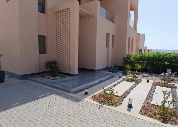 Ollystays Heated Pool 3br Villa, Nanny Room! Ancient Hills Apartment *