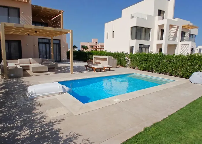 Ollystays Heated Pool 3br Villa, Nanny Room! Ancient Hills Apartment *