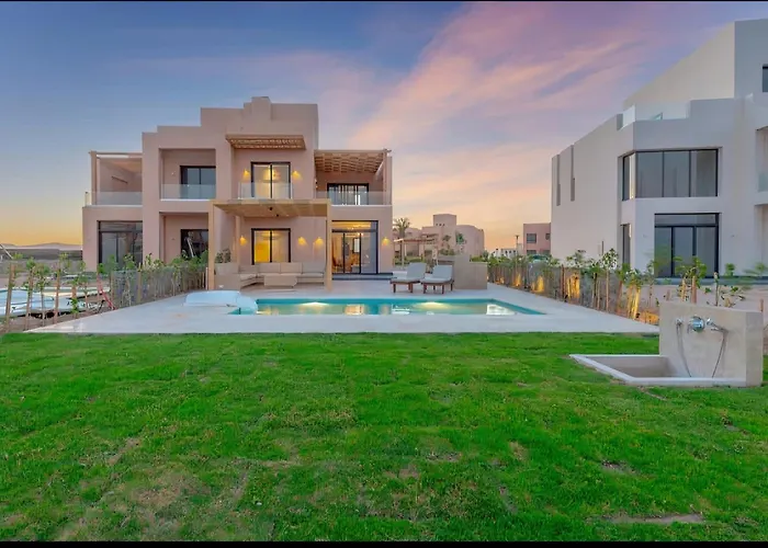 Apartment Ollystays Heated Pool 3br Villa, Nanny Room! Ancient Hills *